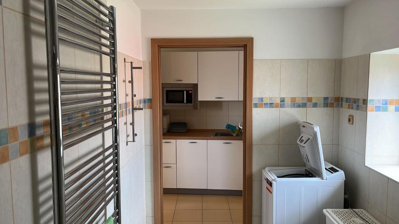 Apartman Hotel Vomocil Bystre エクステリア 写真